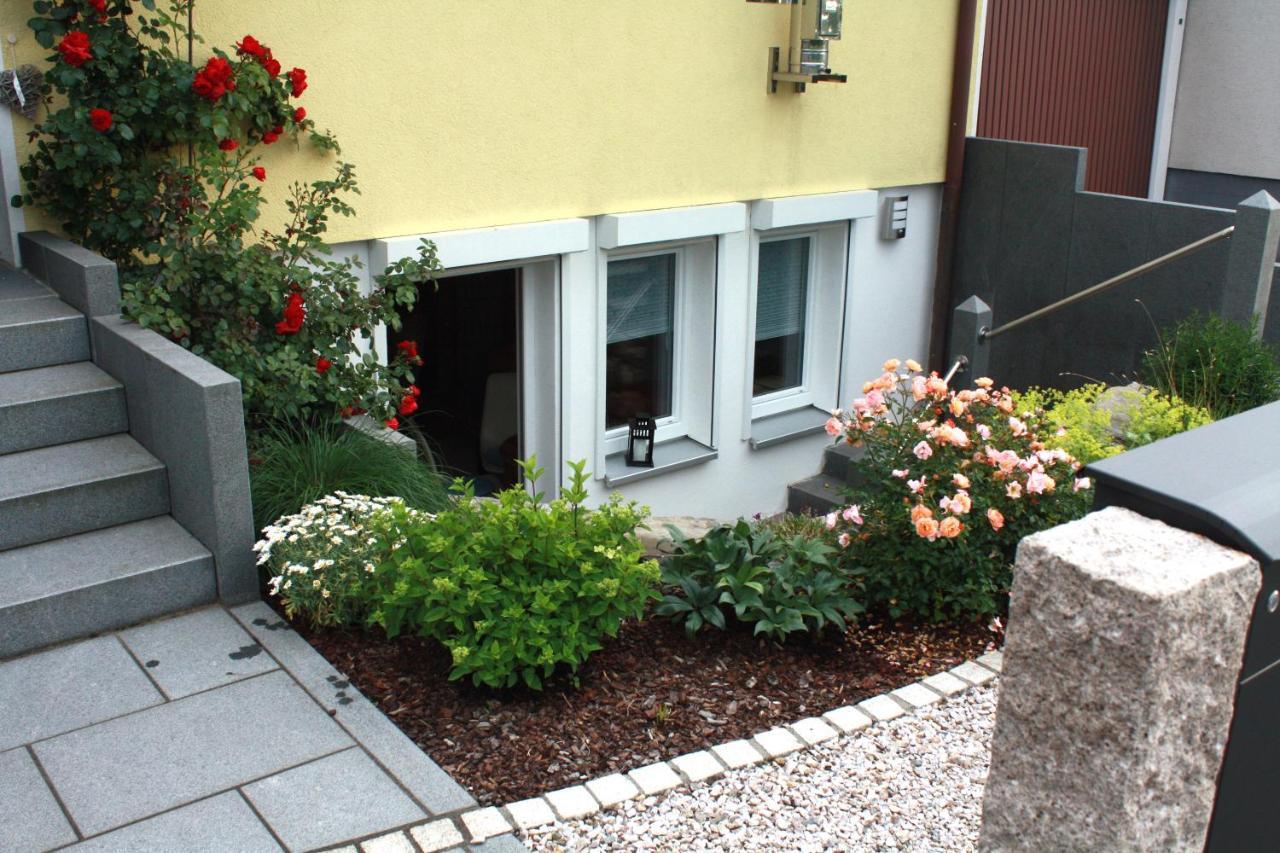 Apartamento 29 Am Knauersbach Núremberg Exterior foto